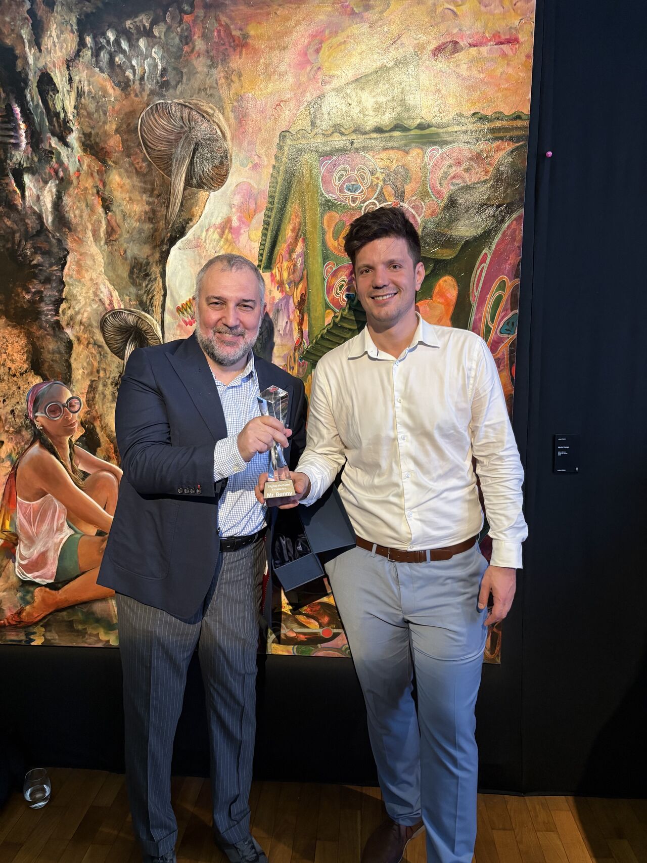 Marian Calborean si Dan Virtopeanu de la MrBenny cu premiul Digital Startup Excellence