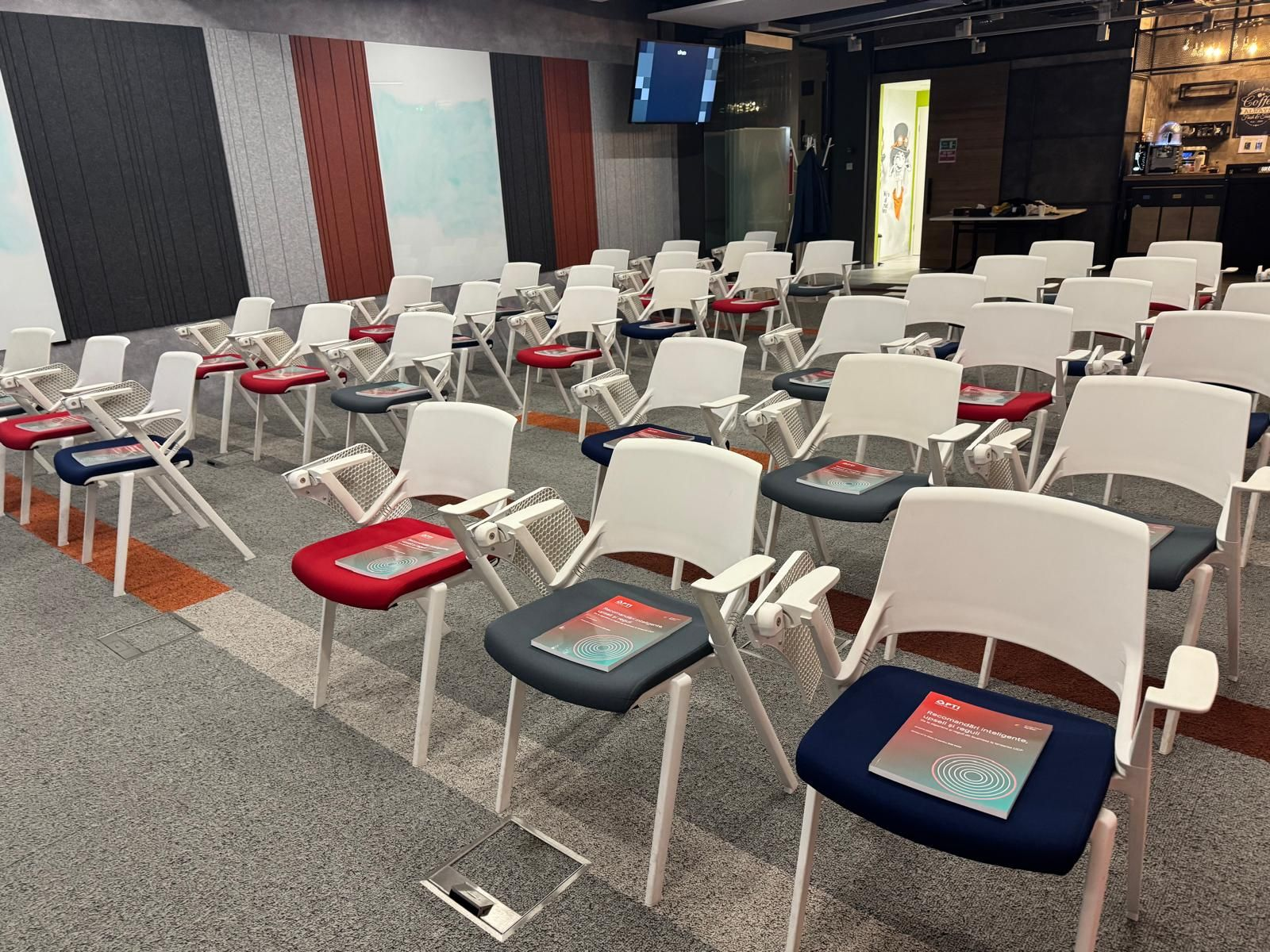 OPTI Guide launch at the BeeGlobal event 10.03.2026